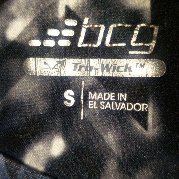 bcg Yoga Capris with Geometric Print - Picture 11 of 12